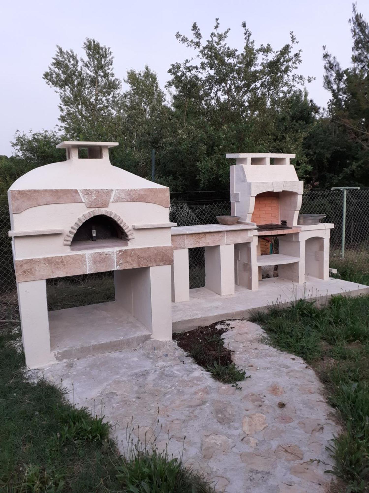 Appartement Au Coeur De L'eze Avec Jacuzzi
