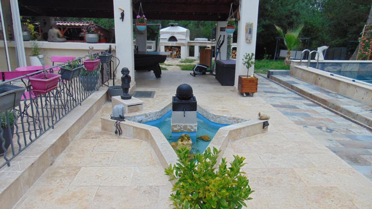 Au Coeur De L'eze Avec Jacuzzi * La Tour-d'Aigues